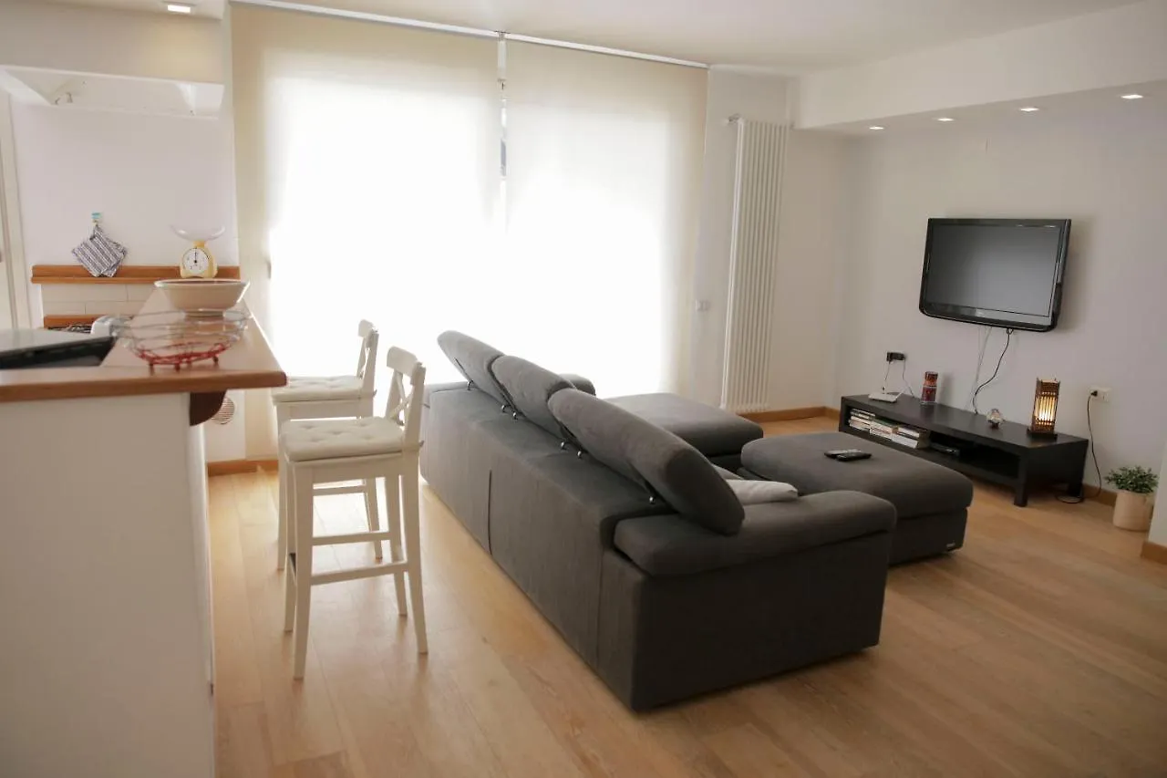 Апартаменты The Sunny House Чефалу